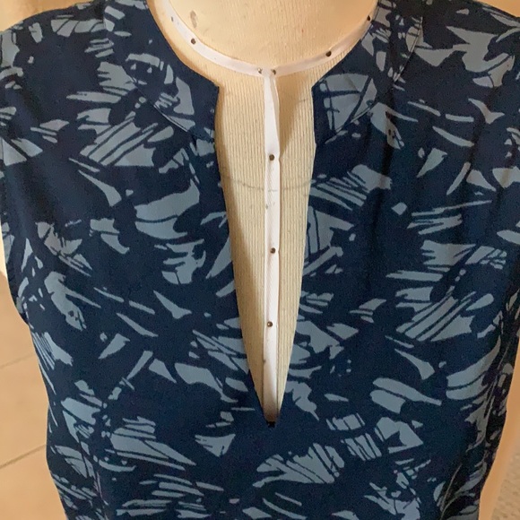 Tunic by Banana Republic - Picture 5 of 5